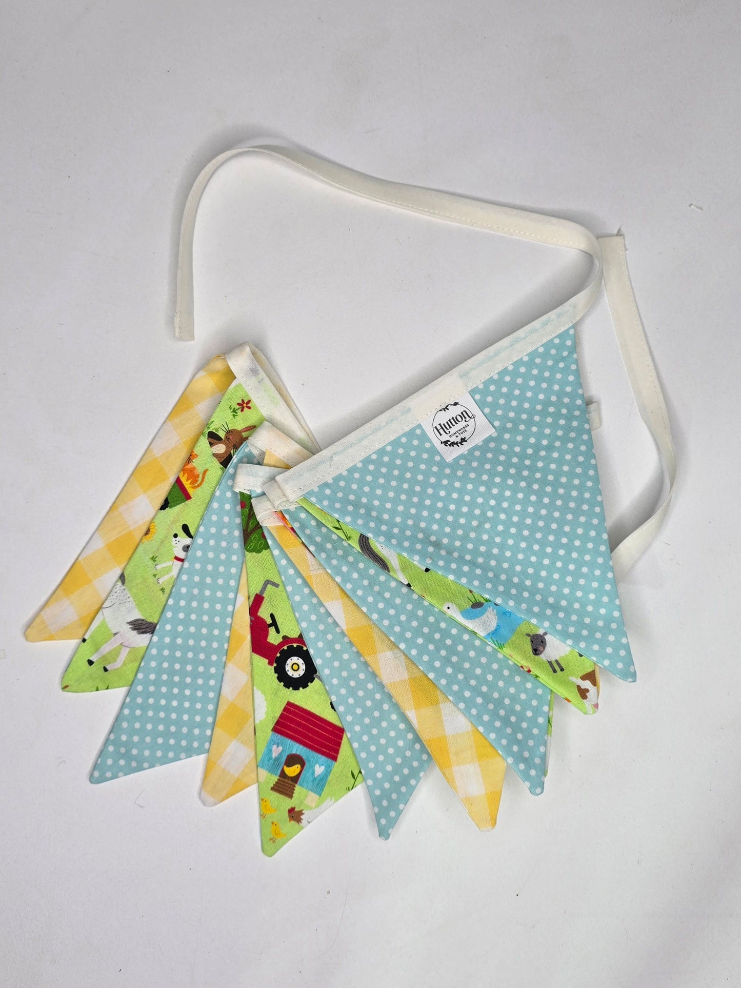 Fabric bunting