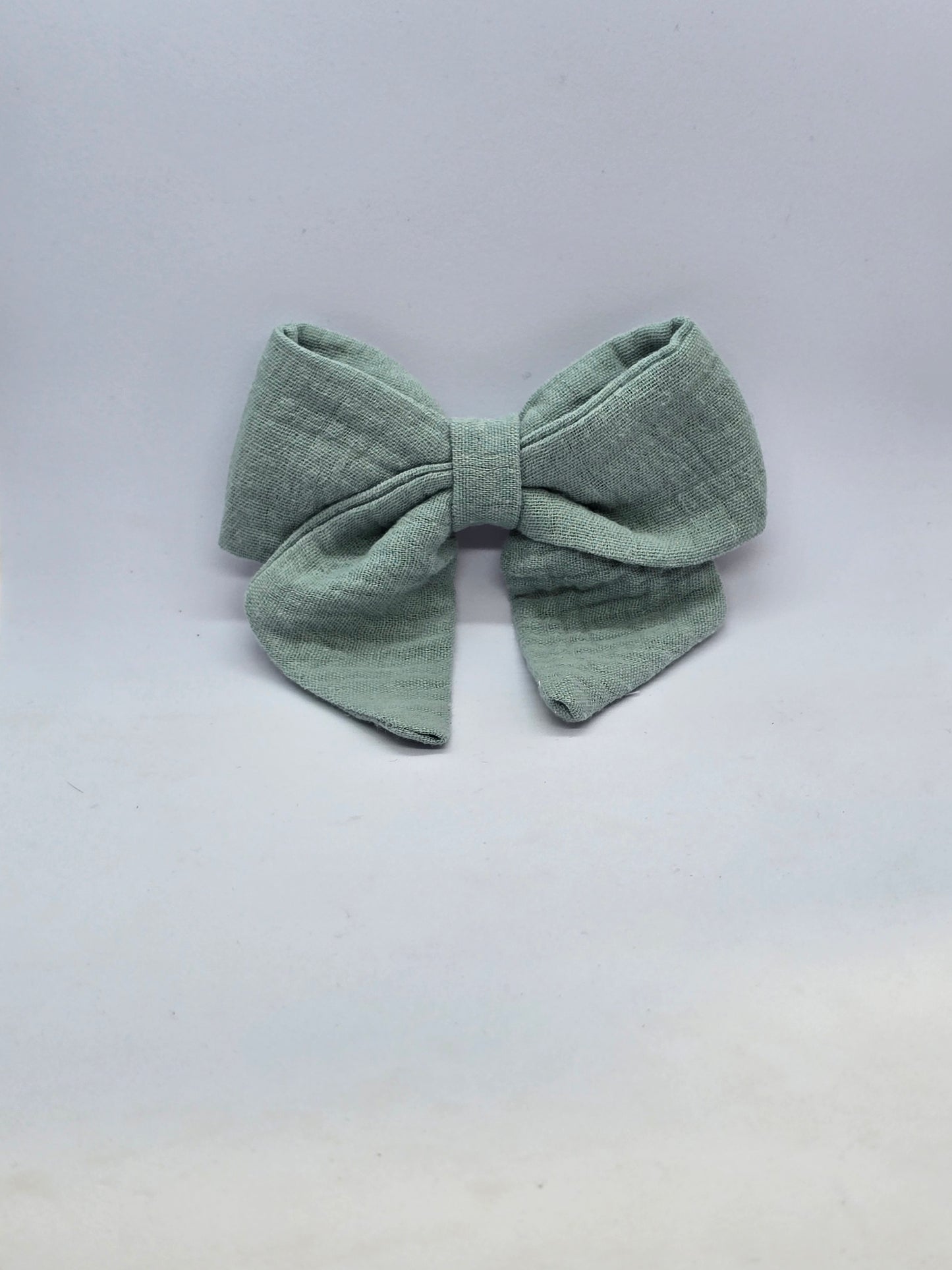 Ella bow