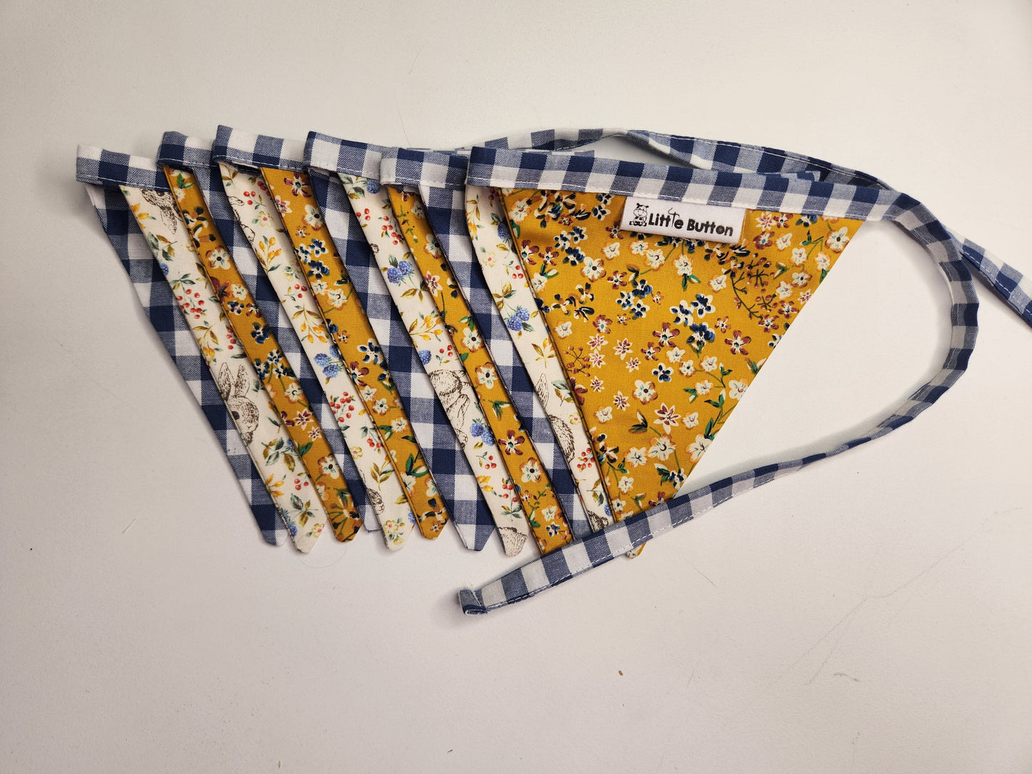 Fabric bunting