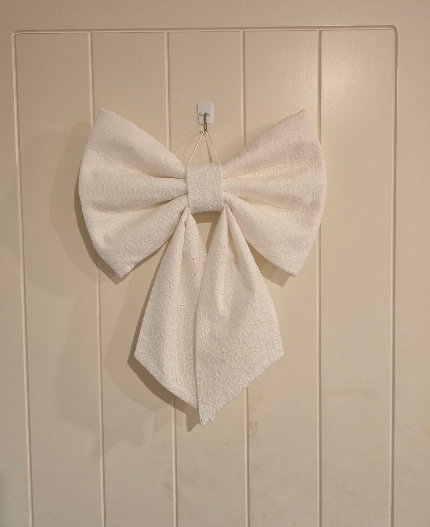 Wall Bows