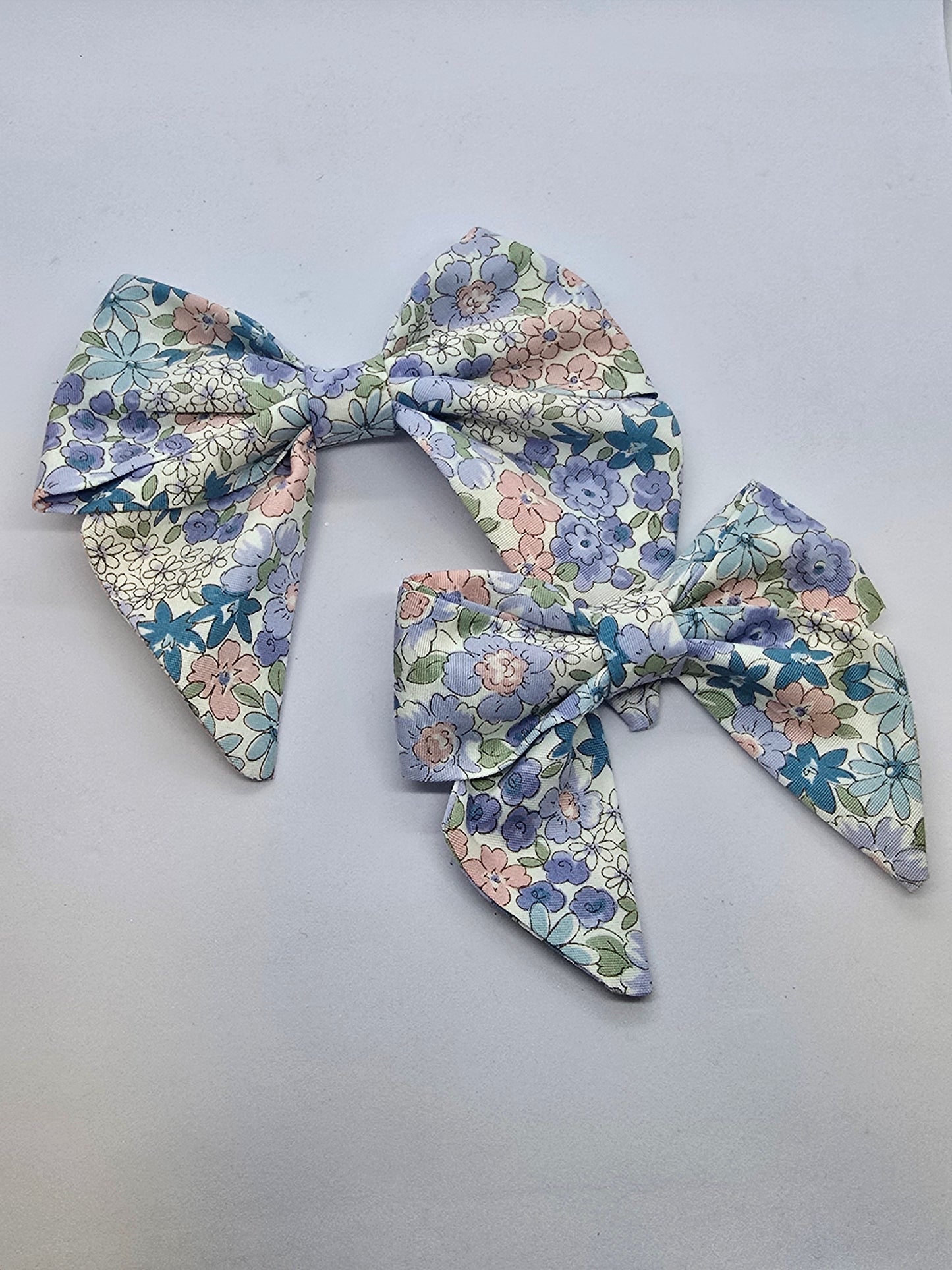 Ella bow