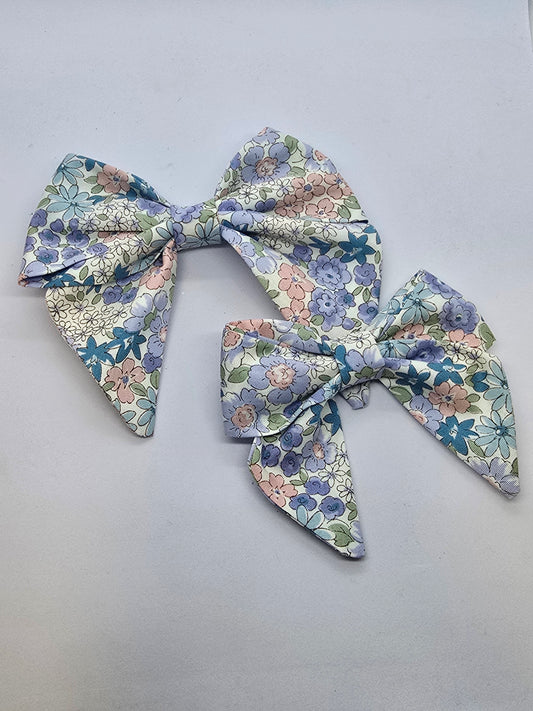 Ella bow