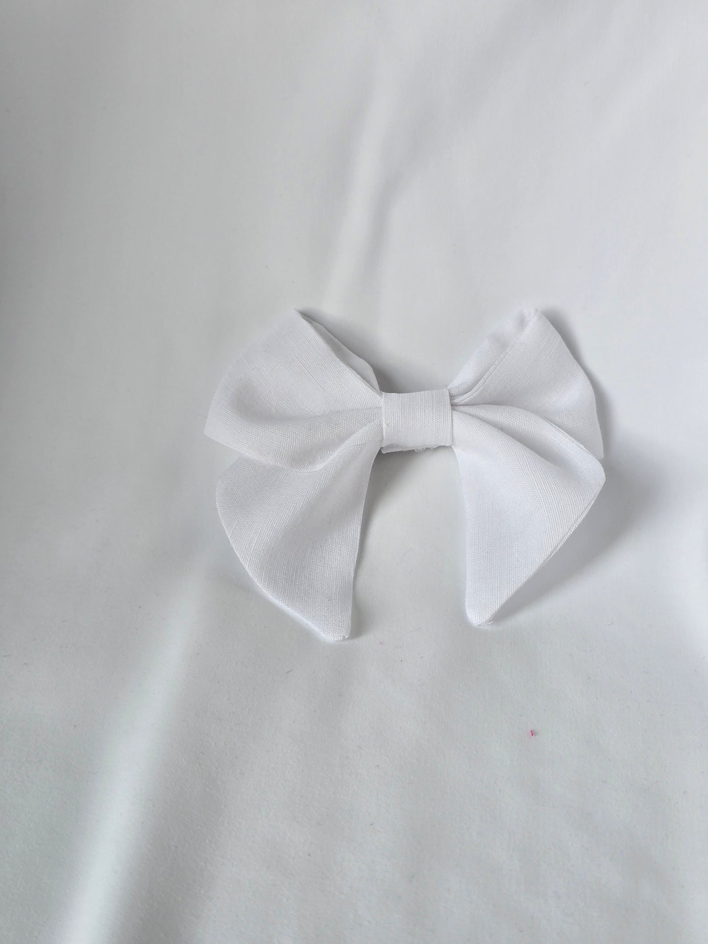 Ella bow